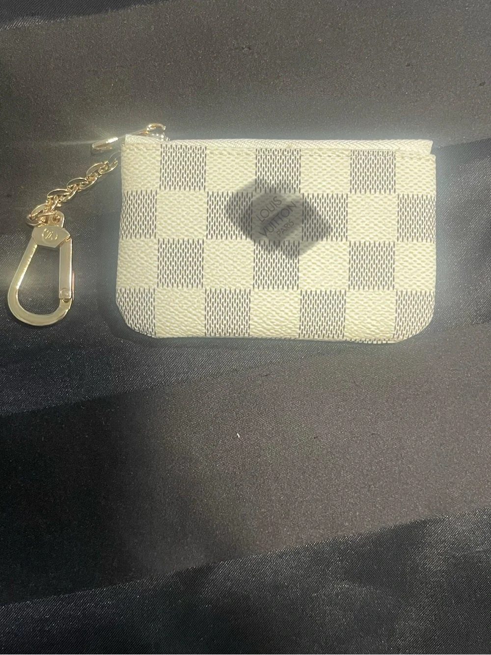 Luxury Checkered Coin Pouch Keychain - White/Gray